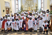 Tříkrálová sbírka v Židlochovicích 2026: Do ulic našeho města vyrazilo přes padesát koledníků